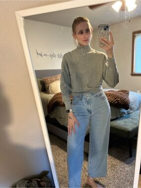 Abercrombie & Fitch Gray Mock Neck Sweater